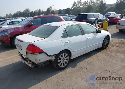 2007 Honda Accord 3.0 Ex z USA, uszkodzony, nr VIN 1HGCM66827A095720